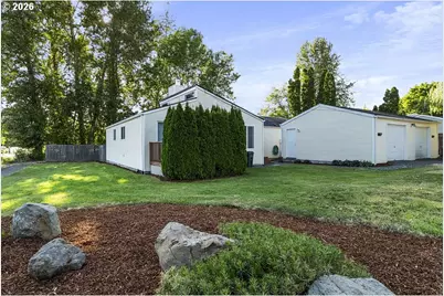 877 SE Francis Ave, Gresham, OR 97080 - Photo 1