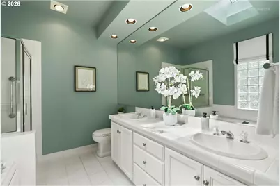 15737 NW Claremont Dr, Portland, OR 97229 - Photo 21