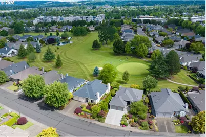 15737 NW Claremont Dr, Portland, OR 97229 - Photo 37
