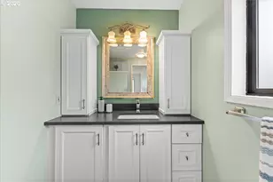 11870 SE Australis Ct, Happy Valley, OR 97086 - Photo 13