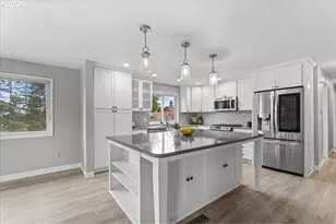 11870 SE Australis Ct, Happy Valley, OR 97086 - Photo 5