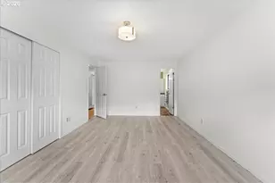 11870 SE Australis Ct, Happy Valley, OR 97086 - Photo 11