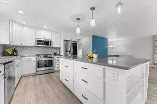 11870 SE Australis Ct, Happy Valley, OR 97086 - Photo 5