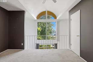839 SW Broadway Dr, Portland, OR 97201 - Photo 15
