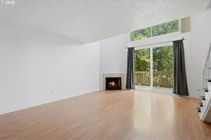839 SW Broadway Dr, Portland, OR 97201 - Photo 7