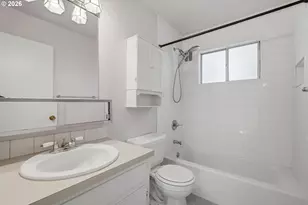 839 SW Broadway Dr, Portland, OR 97201 - Photo 19
