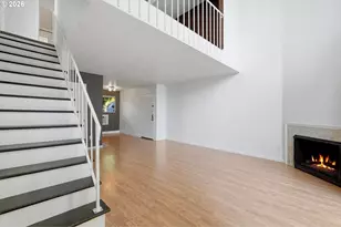839 SW Broadway Dr, Portland, OR 97201 - Photo 13