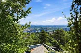839 SW Broadway Dr, Portland, OR 97201 - Photo 21