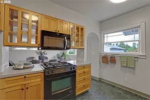 4297 NE Laurelhurst Pl, Portland, OR 97213 - Photo 15
