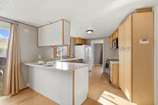 300 SW 7th Ave, Battle Ground, WA 98604 - Photo 17