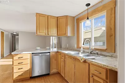 300 SW 7th Ave #97, Battle Ground, WA 98604 - Photo 15