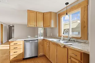 300 SW 7th Ave, Battle Ground, WA 98604 - Photo 15