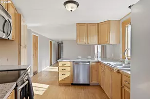 300 SW 7th Ave, Battle Ground, WA 98604 - Photo 9