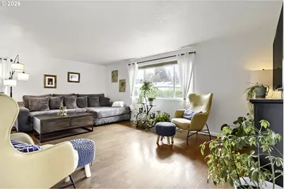 1140 NE 9th Pl, Canby, OR 97013 - Photo 5