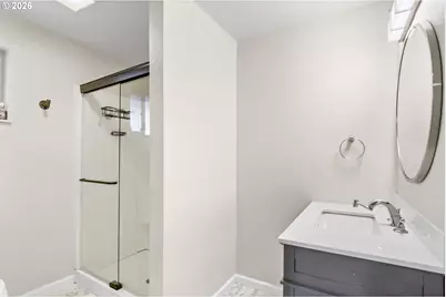 1140 NE 9th Pl, Canby, OR 97013 - Photo 21
