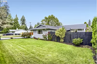 1140 NE 9th Pl, Canby, OR 97013 - Photo 3