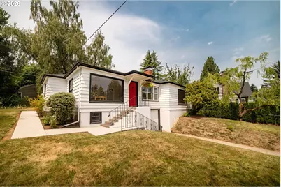 2133 SW Taylors Ferry Rd, Portland, OR 97219 - Photo 3