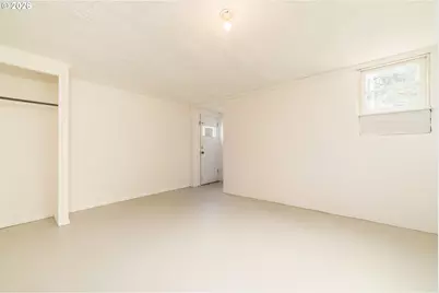 2133 SW Taylors Ferry Rd, Portland, OR 97219 - Photo 25