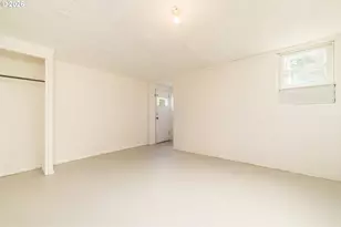 2133 SW Taylors Ferry Rd, Portland, OR 97219 - Photo 25