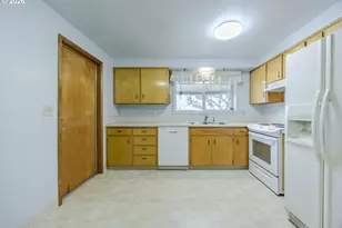 1833 N Danebo Ave, Eugene, OR 97402 - Photo 13