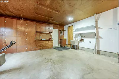 1833 N Danebo Ave, Eugene, OR 97402 - Photo 29