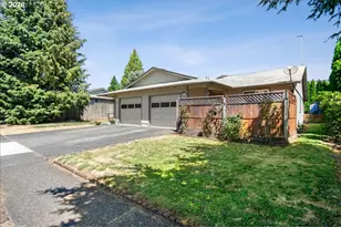 113 SW 9th St, Sublimity, OR 97385 - Photo 3
