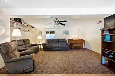 77687 Highway 216, Maupin, OR 97037 - Photo 11