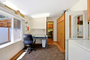 77687 Hwy 216, Maupin, OR 97037 - Photo 23