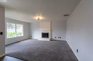 324 SW 28th Ct, Troutdale, OR 97060 - Photo 13