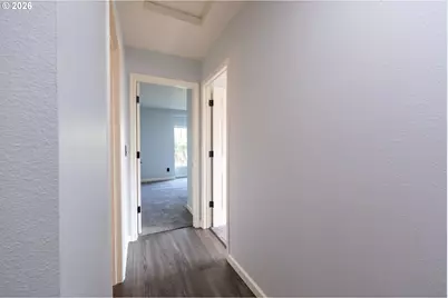 324 SW 28th Ct, Troutdale, OR 97060 - Photo 25