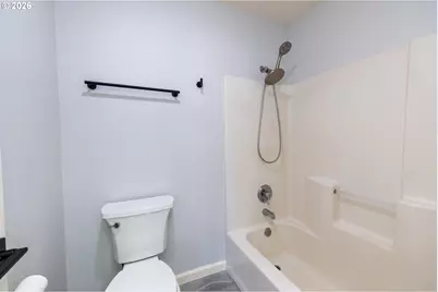 324 SW 28th Ct, Troutdale, OR 97060 - Photo 23