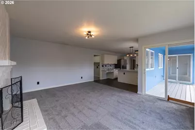 324 SW 28th Ct, Troutdale, OR 97060 - Photo 15