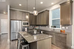 8144 SW Oldham Dr, Beaverton, OR 97007 - Photo 9