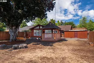 1039 C St, Springfield, OR 97477 - Photo 21