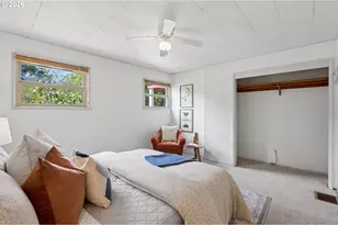 9040 N Oswego Ave, Portland, OR 97203 - Photo 21