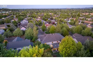 197 SW Howard Dr, McMinnville, OR 97128 - Photo 41