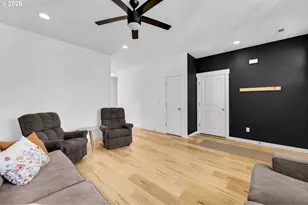 225 W Christy Ct, Yacolt, WA 98675 - Photo 9