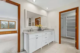 13282 Deerfield Ct, Lake Oswego, OR 97035 - Photo 29