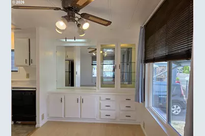 13045 SE Stark St #112, Portland, OR 97233 - Photo 19