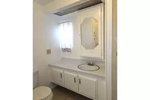 13045 SE Stark St, Portland, OR 97233 - Photo 27