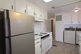 13045 SE Stark St, Portland, OR 97233 - Photo 9