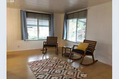 13045 SE Stark St #112, Portland, OR 97233 - Photo 11