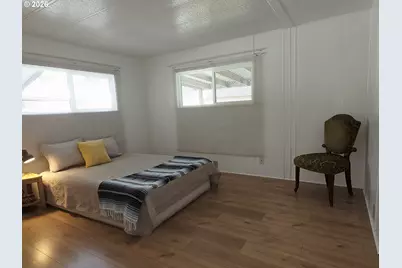 13045 SE Stark St #112, Portland, OR 97233 - Photo 19