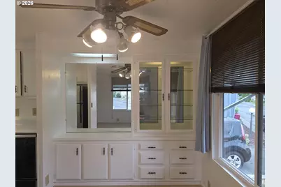 13045 SE Stark St #112, Portland, OR 97233 - Photo 17