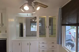 13045 SE Stark St, Portland, OR 97233 - Photo 17