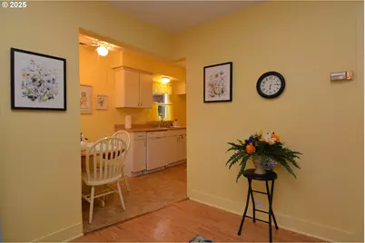 1605 7th Ave, Longview, WA 98632 - Photo 15