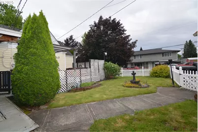1605 7th Ave, Longview, WA 98632 - Photo 11