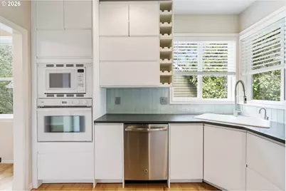 9907 NW Bartholomew Dr, Portland, OR 97229 - Photo 15