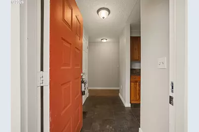 18052 Seaman St, Sandy, OR 97055 - Photo 3