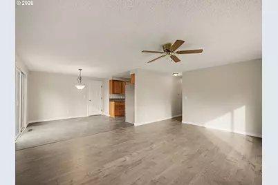 18052 Seaman St, Sandy, OR 97055 - Photo 11